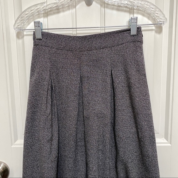 Urban by Urban Renewal Midi A Line Pleated Skirt - Picture 3 of 13